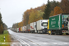 ГПК: перед выходными около 4,8 тыс. фур ожидают на границе въезда в ЕС ГПК: перед выходными около 4,8 тыс. фур ожидают на границе въезда в ЕС