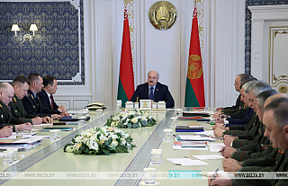 Александр Лукашенко убежден, что ставка на повышение мобильности Вооруженных Сил Беларуси себя оправдала