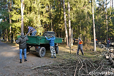 Районный субботник: когда вместе -- чище и лучше!
