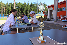 Отдыхали и в шашки играли 