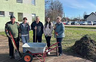 Мелиораторы и работники сельхозтехники трудились сообща на республиканском субботнике