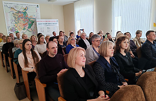 Обсудили законодательство о труде и поговорили о геноциде