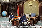 Лукашенко: профсоюзы должны быть мощной базой для поддержания стабильности в белорусском обществе 