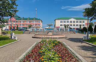 Городские фонтаны работают в хорошую погоду