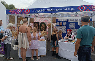 Фотафакт. Астравецкія майстры на свяце пісьменства ў Лідзе