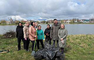 Банкиры за чистый город: хорошо поработали в субботник