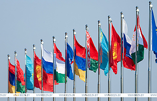 Александр Лукашенко прибыл в Бишкек, где примет участие в саммите ОДКБ