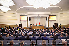 Иначе порядка не будет. Александр Лукашенко ориентирует на усиление ответственности руководителей на местах