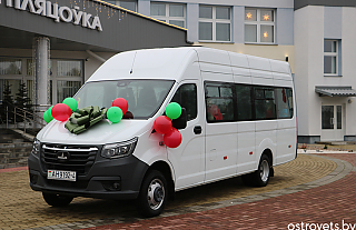 Автобус в подарок – у Островецкой СДЮШОР появился свой транспорт 