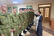 Настоятель островецкой церкви Святых апостолов Петра и Павла встретился с пограничниками