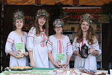 Астравецкая бібліятэка прадставіла цікавую праграму на Дні беларускага пісьменства ў Лідзе
