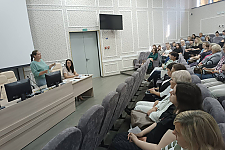 Как предотвратить самоубийство, говорили на встрече с работниками культуры 