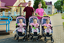 Участвуйте в фотомарафоне «Счастье – когда все рядом!»