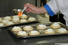 Что едят дети в школе и как готовят повара, посмотрел корреспондент газеты