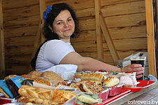 В День Независимости в Островце: жаркое и вкусное народное гулянье