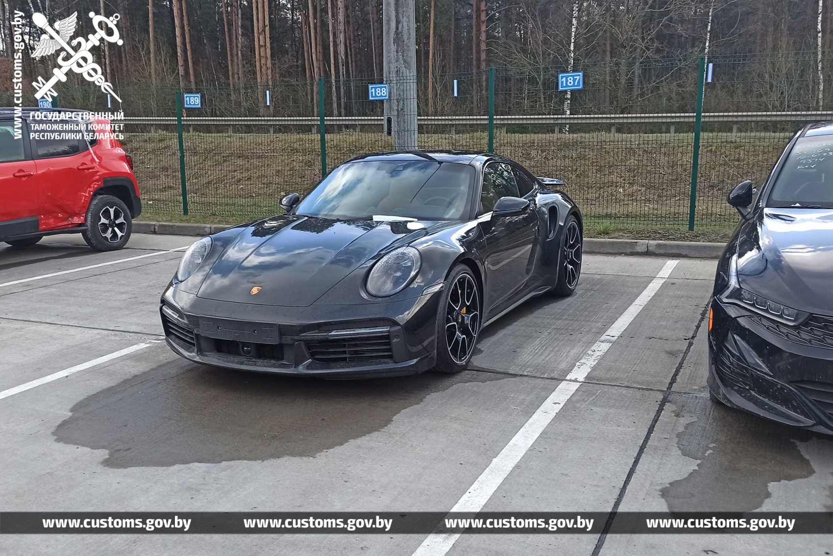 PORSCHE 911 2022 года выпуска стоимостью более 710 тыс. рублей пытались  ввезти на территорию ЕАЭС по заниженной в два раза стоимости. Нарушение  законодательства выявили гродненские таможенники